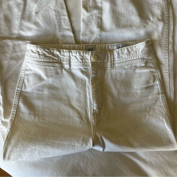 GAP Wide Leg Crop - Picture 2 of 3